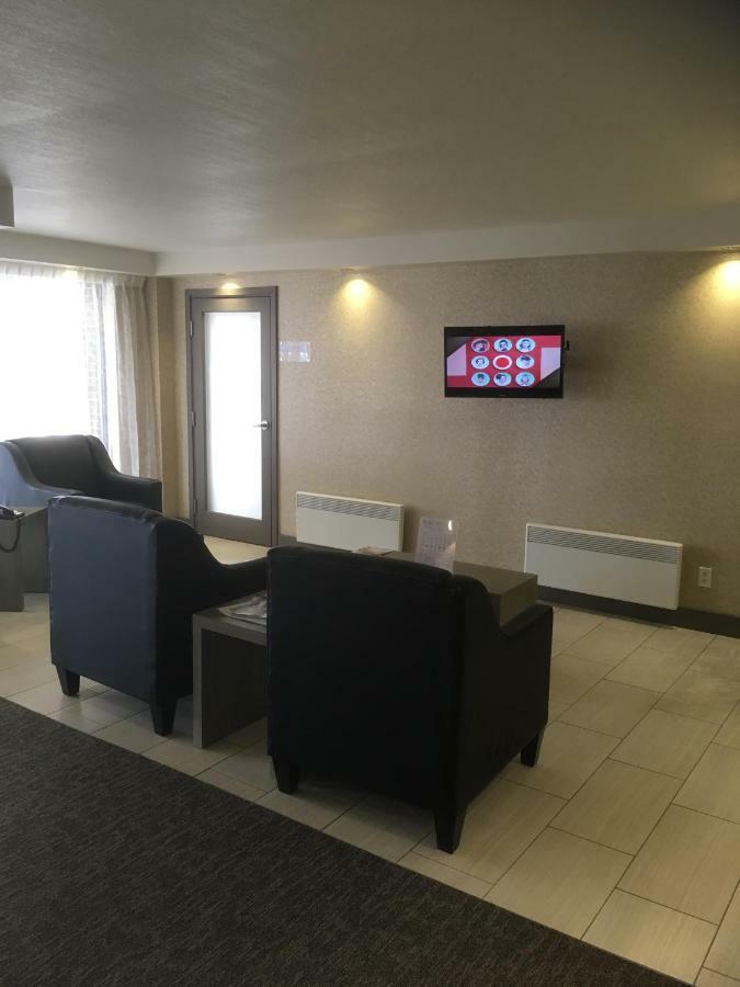 Auberge Madeli Cap-aux-Meules Luaran gambar